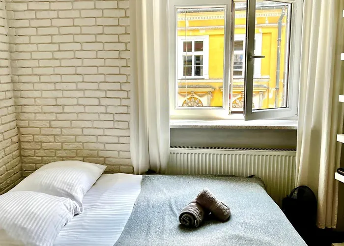 Cinema Apartment With A View Of Old Town
